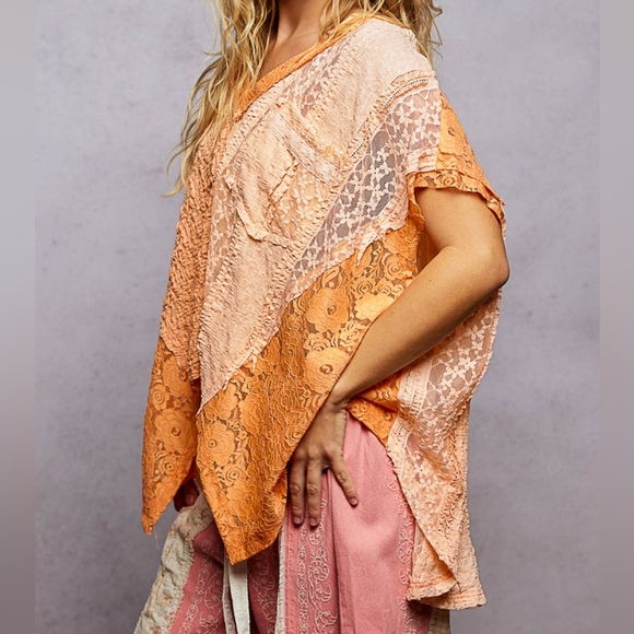 POL Lace Patchwork Asymmetrical Drape Shirt Oversized V-Neck Exposed Seam Top - Picture 10 of 12